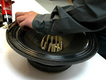 Coller la suspension extérieure.