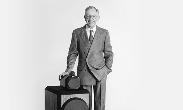 B&W Electronics : Fondation