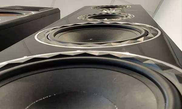                                                                             Test :
                                                                        Elipson Prestige Facet 34F
                                