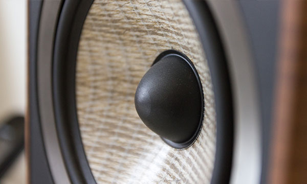                                                                             Test :
                                                                        Focal Aria 906
                                