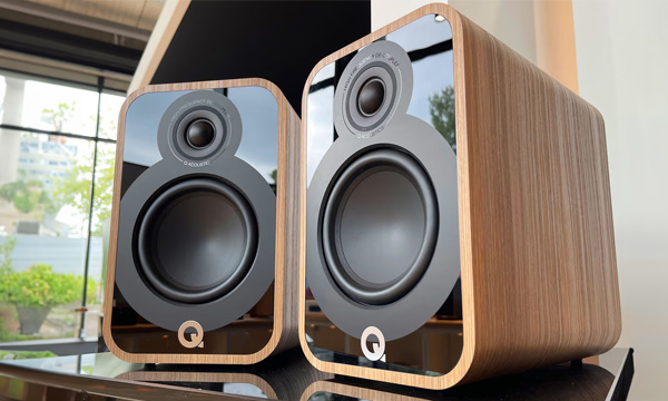                                                                     Test  :
                                                                Q Acoustics 5020 et 5040
                            