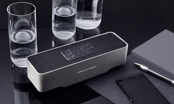 Collaboration avec Porsche Design