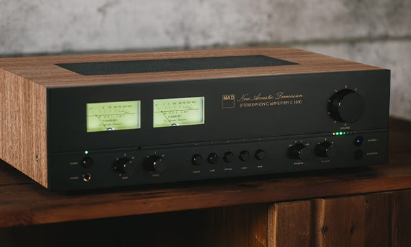 Réédition du NAD 3050