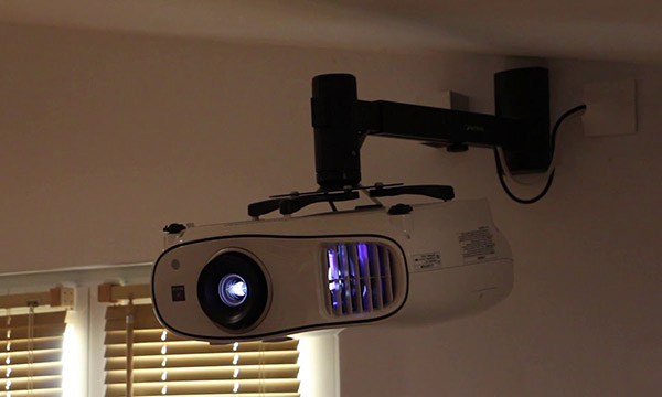 Comment régler l'affichage d'un vidéoprojecteur ?