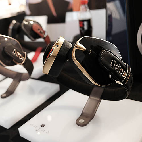 Sd1-david_0002s_0001_casques