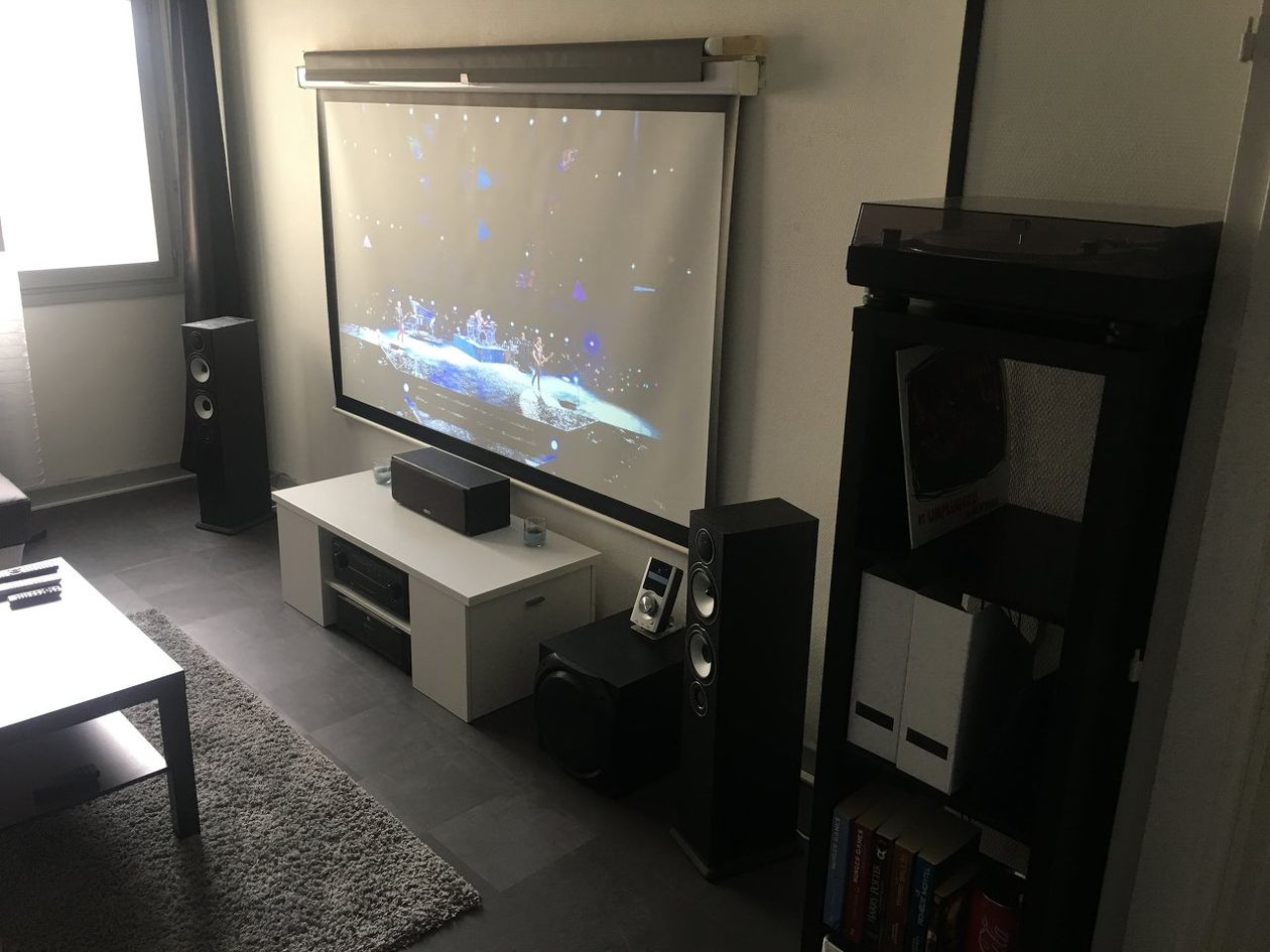 L’installation home-cinéma de Guillaume L.
